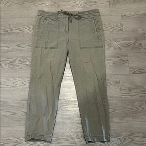 LOFT Olive Green Cropped Pants
